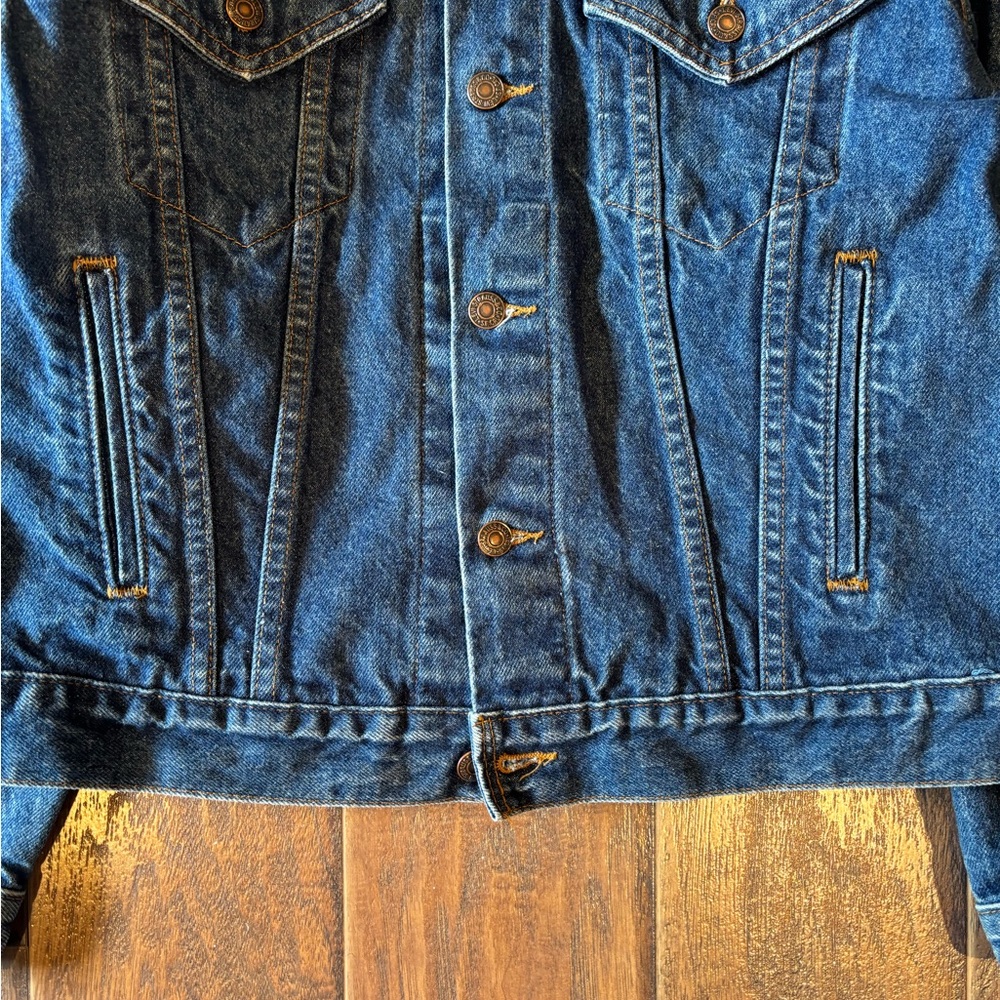 Vintage 90s Levi’s Denim Jacket - Picture 6 of 7